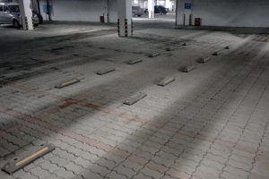 株洲，某小區(qū)地下停車廠